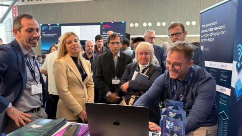 MetaOS booth